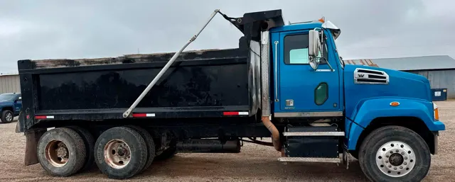 2018 Western Star 4700SF — thumbnail 3