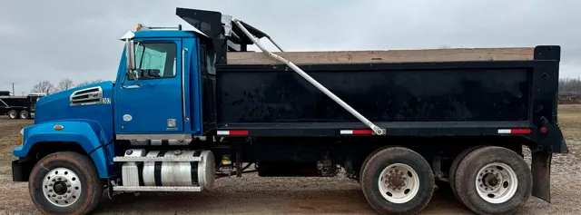 2018 Western Star 4700SF — thumbnail 7