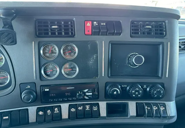 2016 Kenworth T880 — thumbnail 12