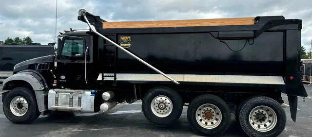 2019 Mack Granite 64FR — thumbnail 8