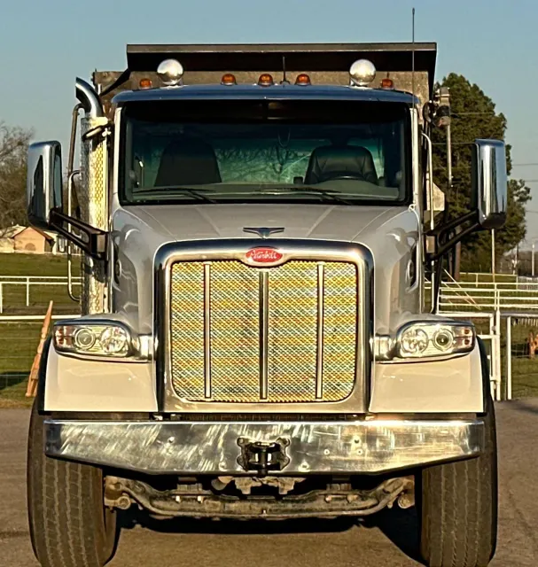 2022 Peterbilt 567 — thumbnail 2