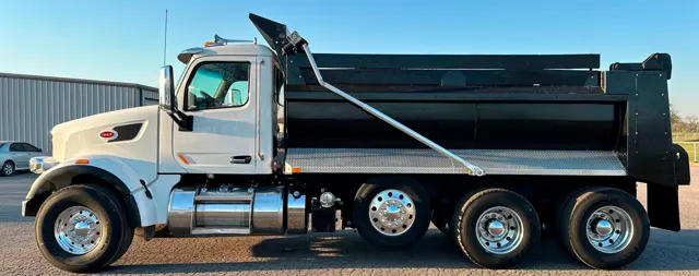 2022 Peterbilt 567 — thumbnail 8