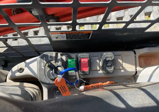 2021 Kubota SVL97-2 — thumbnail 10