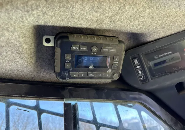 2021 John Deere 333G — thumbnail 7