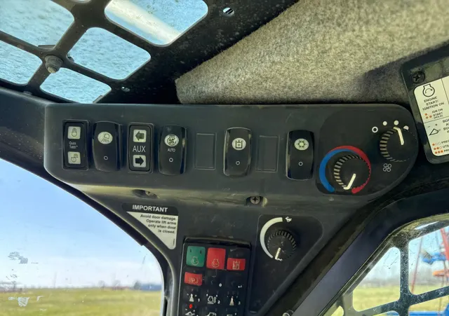 2021 John Deere 333G — thumbnail 9