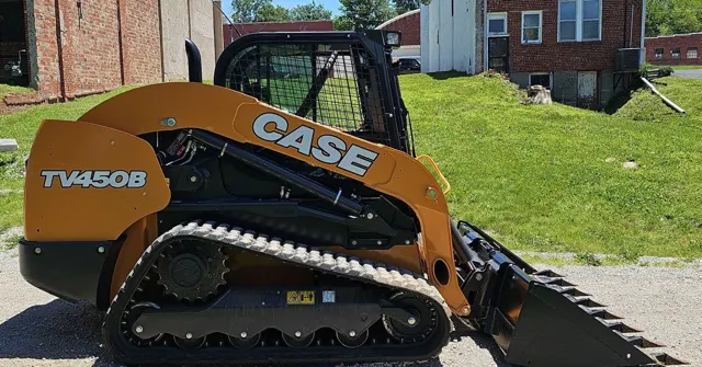 2022 Case TV450B — thumbnail 4