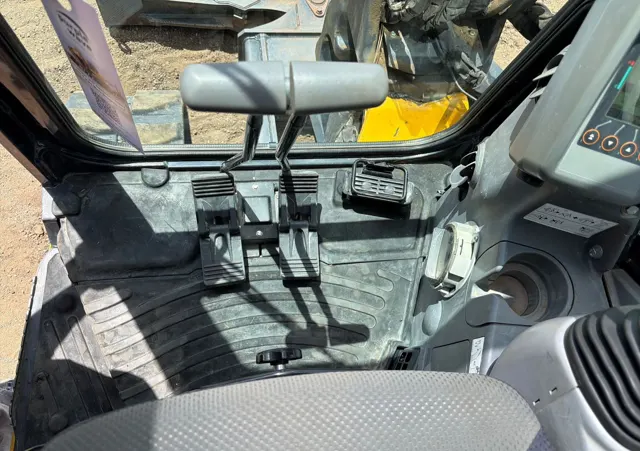 2021 John Deere 60G — thumbnail 11